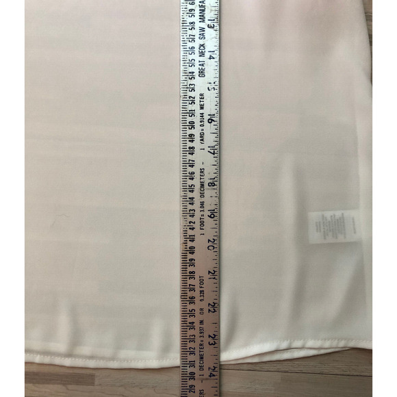 Nordstrom Rack, Women's Top/ Blouse, Ivory Cloud, Sleeveless, Size Medium, White - Picture 4 of 5